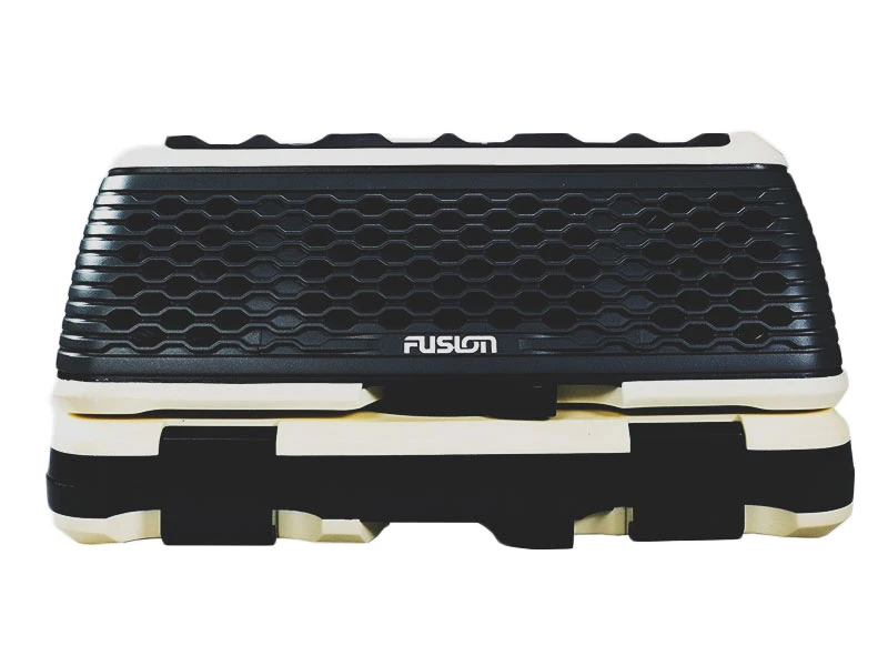 Fusion StereoActive Watersport Portable Stereo White 1 Fusion StereoActive Watersport Portable Stereo White